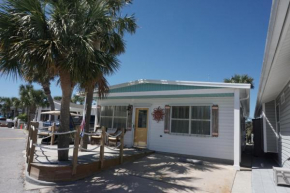 Venture Out 41 Gulf Loop 2bd 1ba WITH GOLF CART